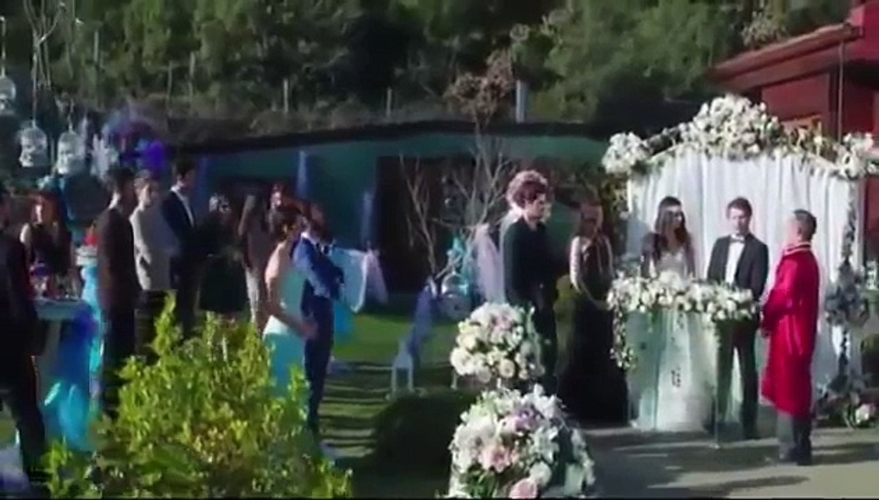 Gunesin Kizlari 34 Bolum Ali ve Selin Sahte Dugun Yalan