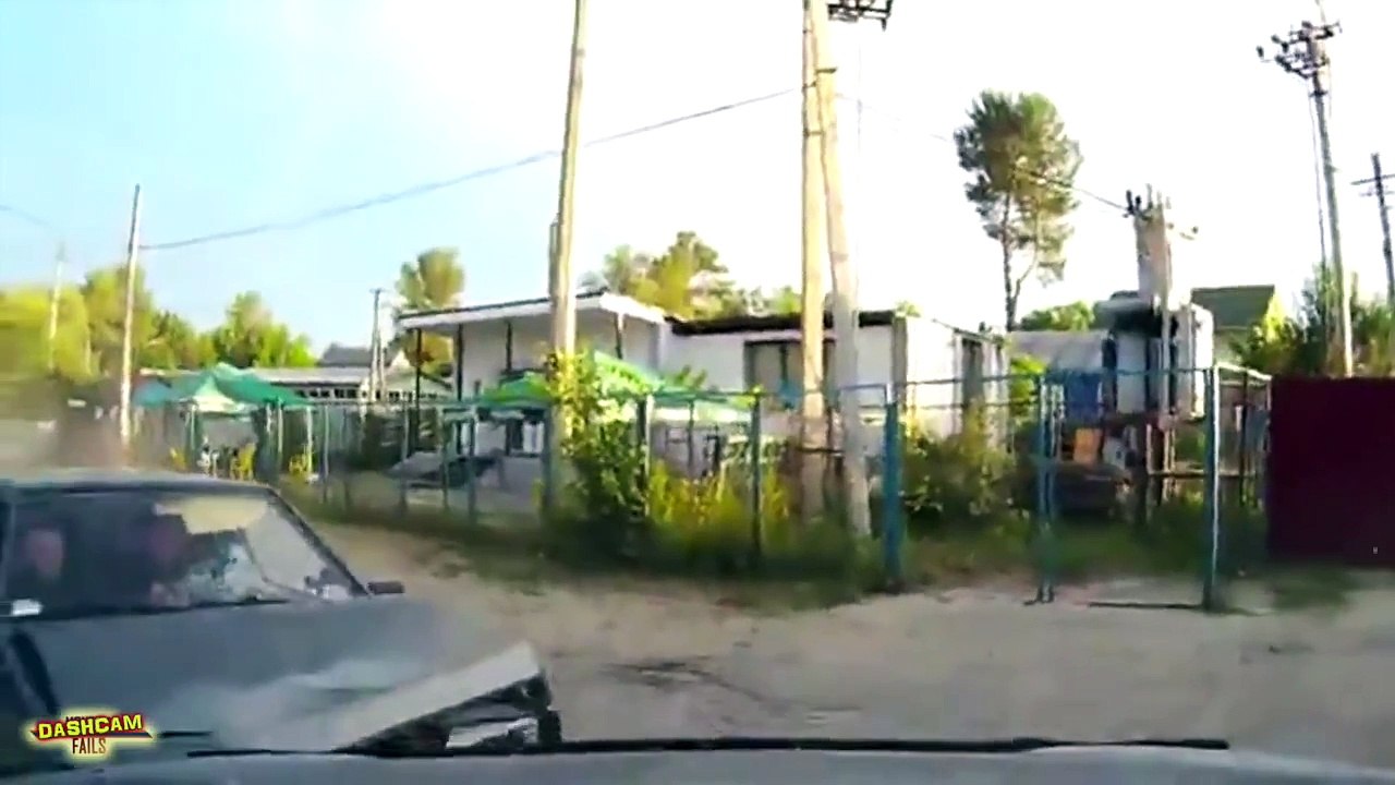 Best Dashcam Fails Compilation || August 2015 || MonthlyFails
