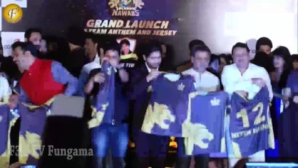 PC OF THE LAUNCH OF BCL TEAM II LUCKNOW NAWAABS WITH MEMBERS