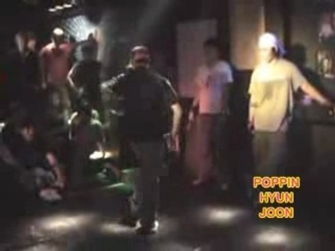 Poppin Hyun Joon - Robot Dance