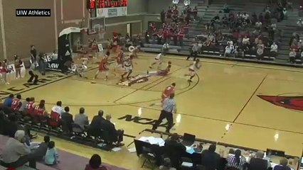 Smaç sonrası omuzlarında taşıdı!