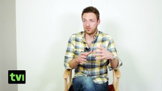 TWDs Ross Marquand on Season 6 & Doing Impressions