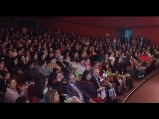 Report TV - Mësues dhe nxënës festojnë “7 Marsin” në TOB