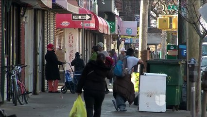 Скачать видео: Crisis de albergues para indigentes en Nueva York