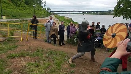 Демонстрация боевых возможностей доспехов