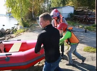 Дети - гонщики на воде