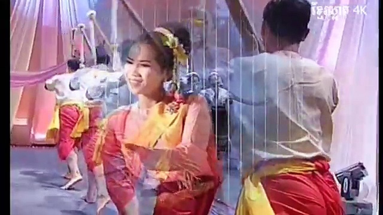 Khmer Classic_Meng Keopichenda_របាំគែន (4K HD)