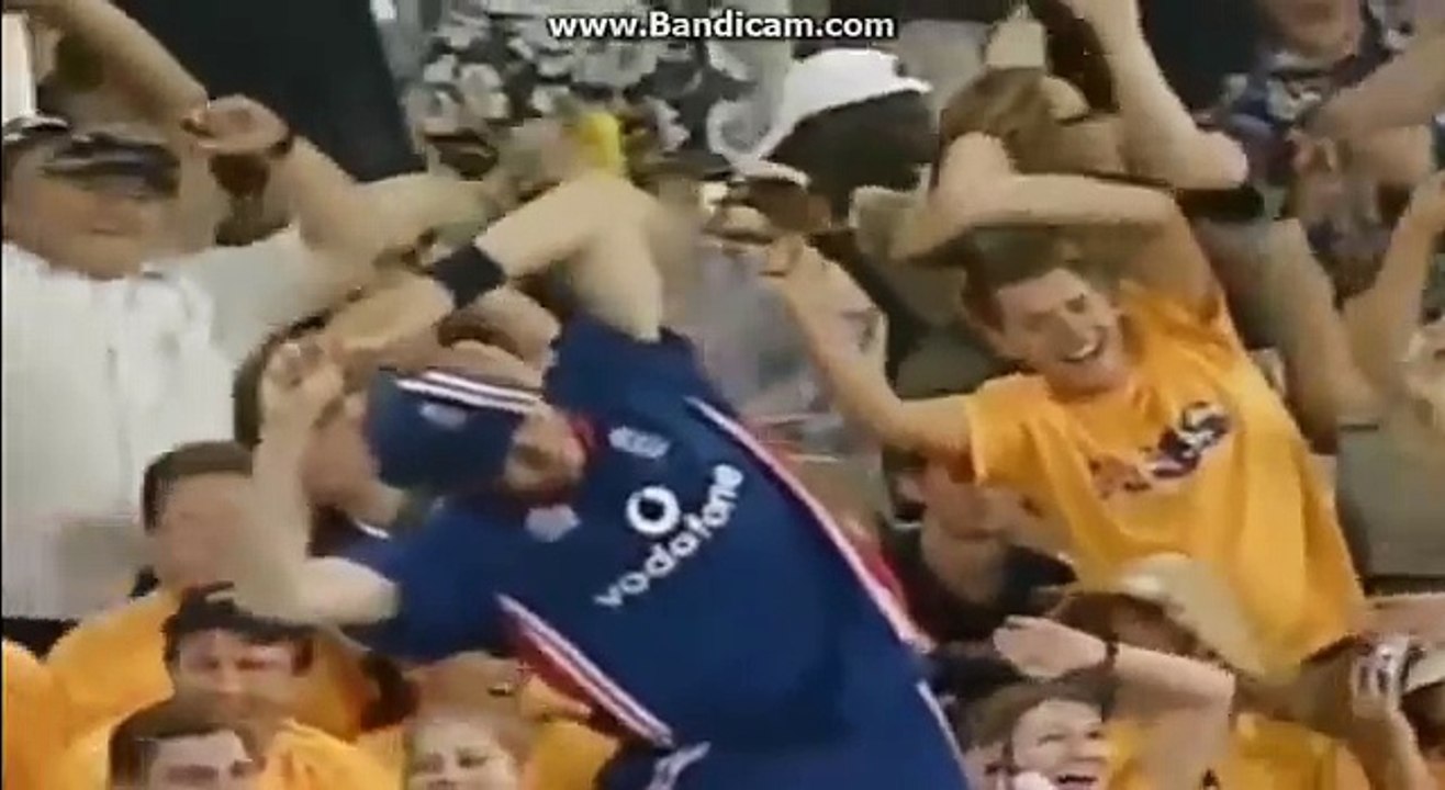 TOP FIVE FUNNY MOMENTS IN THE CRICKET HISTORY #VERY FUNNY# -Npmake