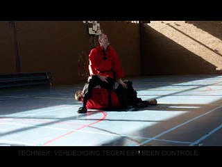 Zelfverdediging Apeldoorn, Verdediging tegen Beenpakking