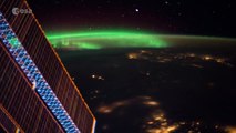 Buzz :  Tim Peake filmr une incroyable vidéo des aurores boréales depuis l'ISS !
