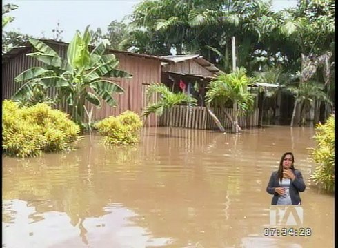 El Tamarindo, San Camilo y Bellavista permanecen anegados