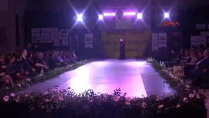 Gaziantep'te Engelli Mankenler Podyuma Çıktı