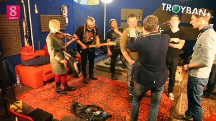 Поздравляем с 8 марта!