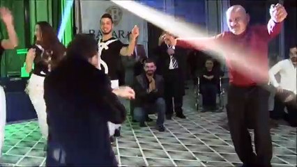 Doğum gününde Köksal Baba'dan rıçıta NAH çıktı