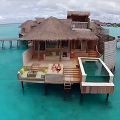 Beach House Swimming Pool Moda & MakeUp