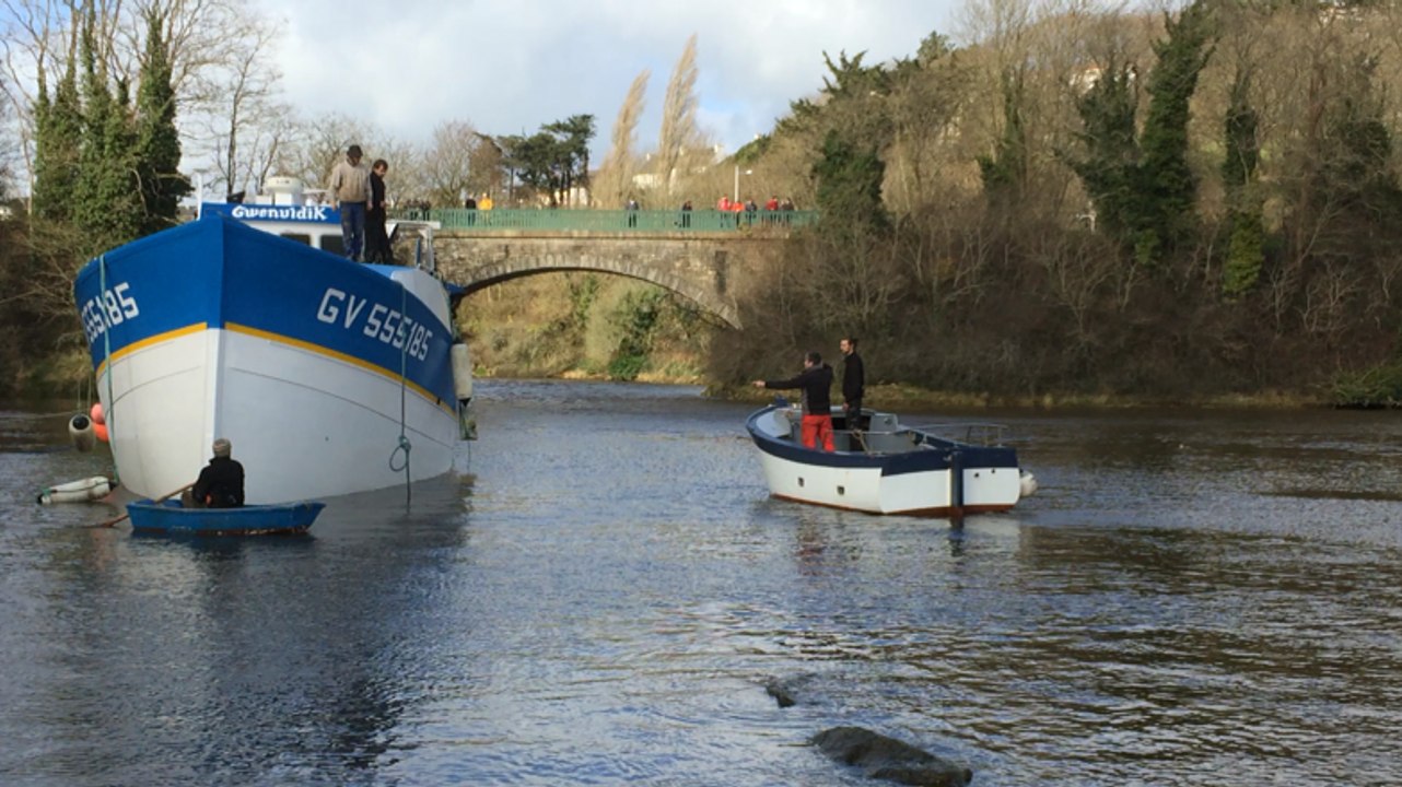Le "Gwenvidik" a été remis à l'eau