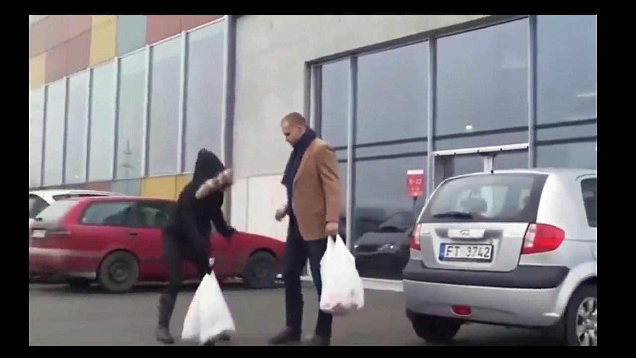 Video #FnfGMPb931M