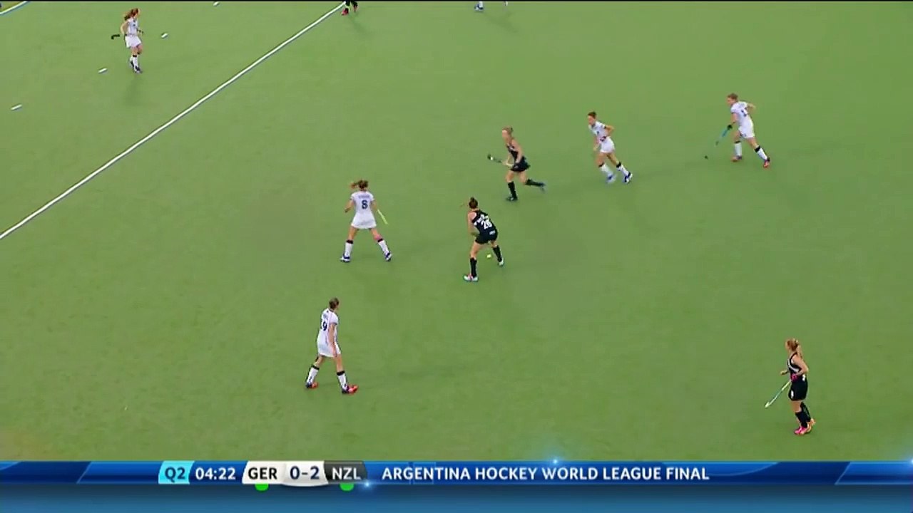 GER 0-2 NZL New Zealand miss a great chance as Flynn deflects inches wide #HWL2015 #Rosario