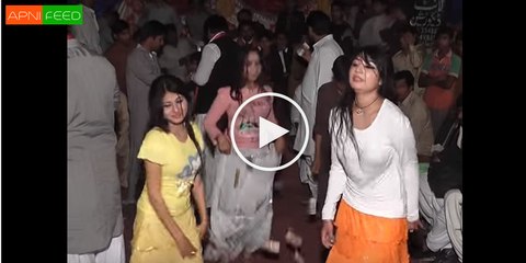 Old man fun at shadi function