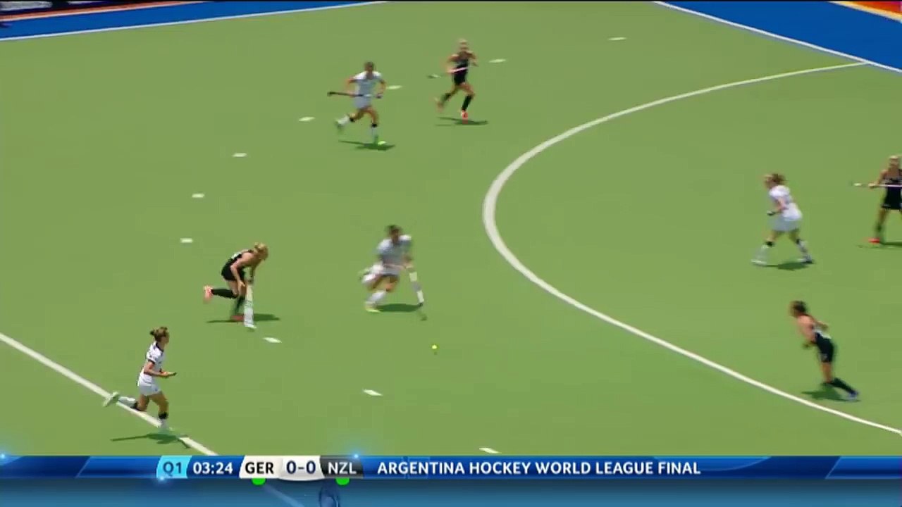 GER 0-0 NZL Webster fires a decent shooting opportunity wide #HWL2015 #Rosario