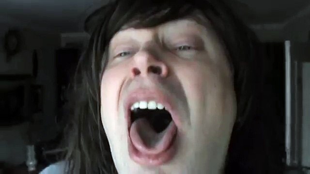 Пшихнул три раза