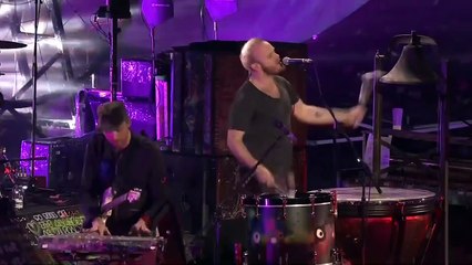 Coldplay - Viva La Vida (UNSTAGED)