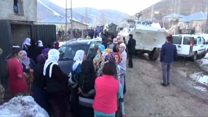 Cinnet Getiren Damat Kayınpederinin Evini Bastı: 3 Ölü