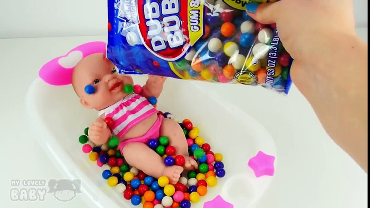 Baby Doll Nenuco Bathtime with Mini Dubble Bubble Gum Balls Colorful Chewing Gum