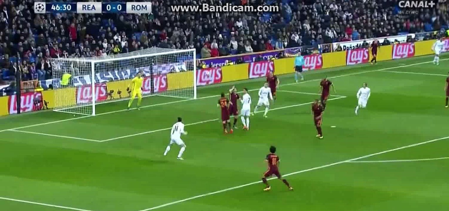 Real Madrid super chance to score - Real Madrid 2-0 Roma 08-03-2016