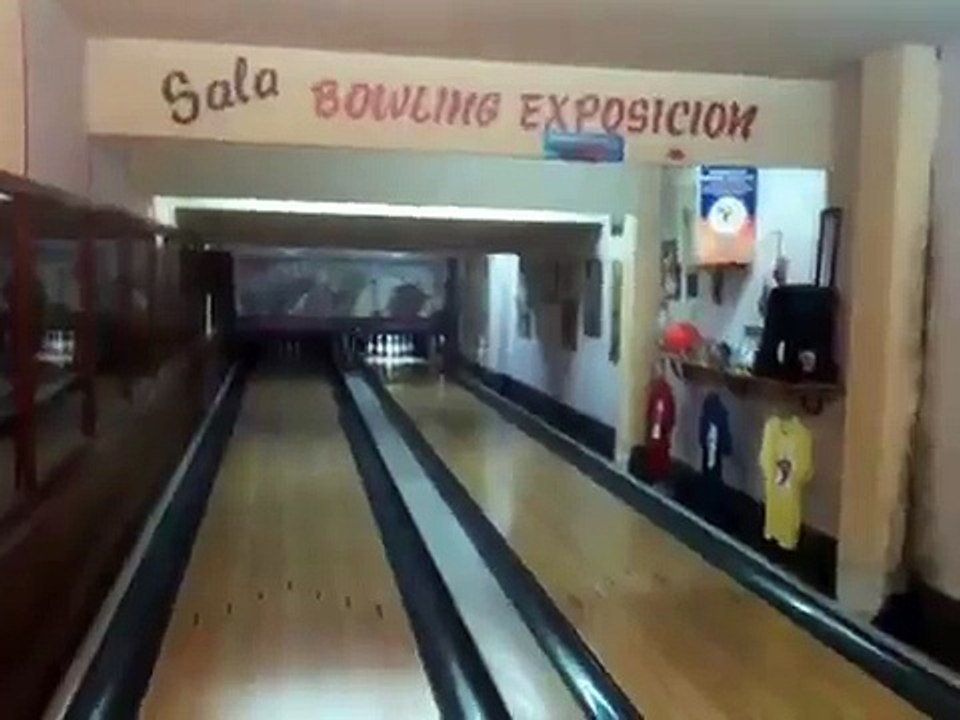 Un día en la bolera; Gutiérrez