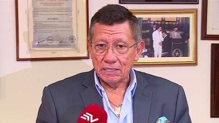Entrevista a Carlos Villacís