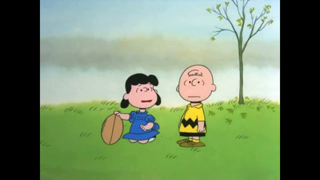 Charlie Brown FINALLY Kicks the Football! DIGITALLY REMASTERED (Peanuts Parody) Vidéo