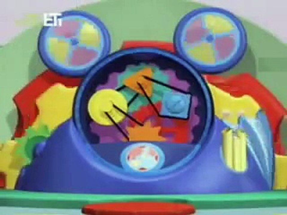 Mickey Mouse Clubhouse HOT DOG Song in Greek /...