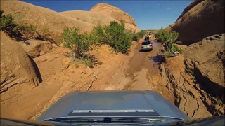 Range Rover on Hell's Revenge - Moab Offroad GoPro