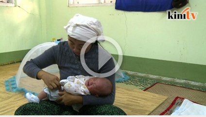 Bayi 'Parlimen' Myanmar temani ibu bersidang