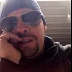 Donnie Wahlberg Bubble tweet 12-18-09 2hr backrub news