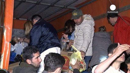 Мигранты, застрявшие в Греции, теряют надежду