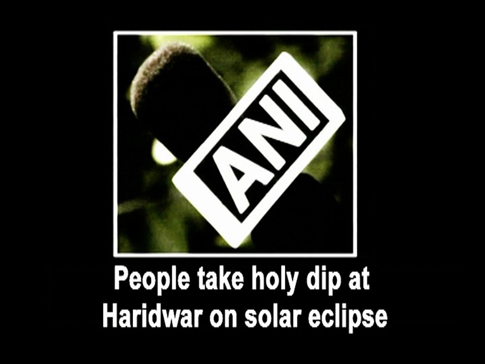 People take holy dip at Haridwar on solar eclipse