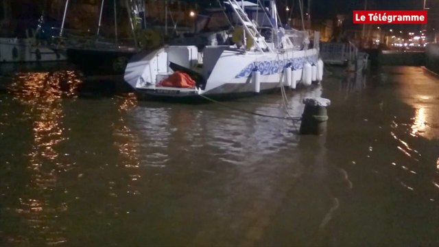 Morlaix. Ça déborde au centre-ville !