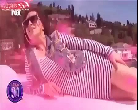 Ebru Yaşar Kalça Şov