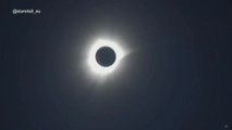 Indonesia asiste al único eclipse total de sol de este año