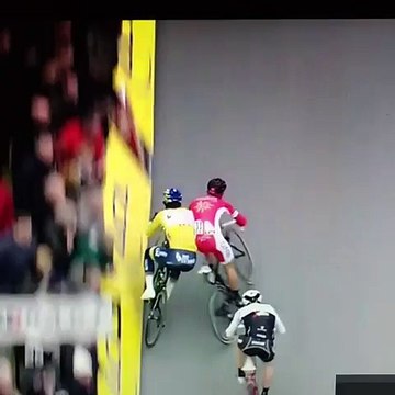 Paris-Nice 2016 : Il bouscule son concurrent sur le sprint final