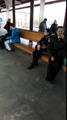 В ожидании поезда