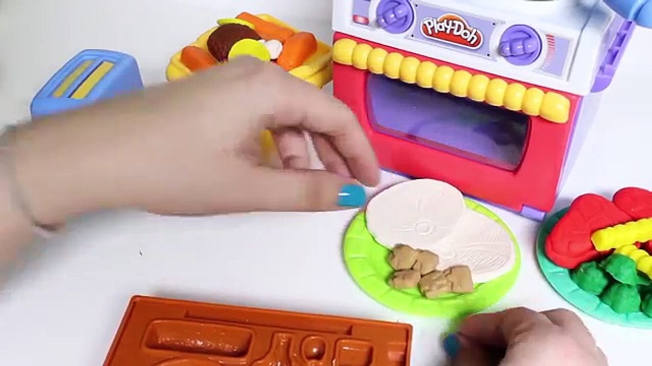 Oeuf surprise avec pate a modeler