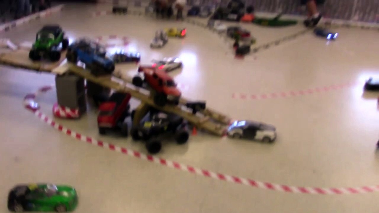 RC CARS DRIFTING AT NOPI NATIONALS