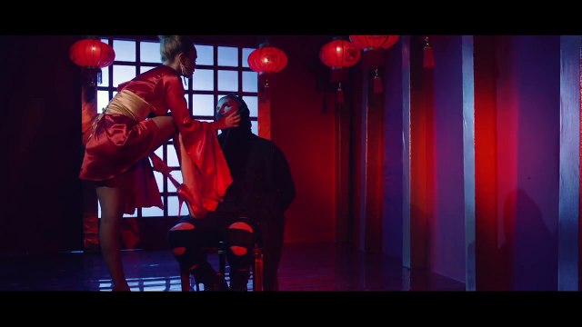 Farruko Lejos De Aquí