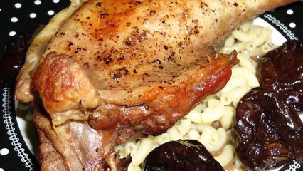 Утиные ножки с черносливом