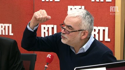 "François Hollande, un quinquennat passé sous essuie-glaces", lance Pascal Praud