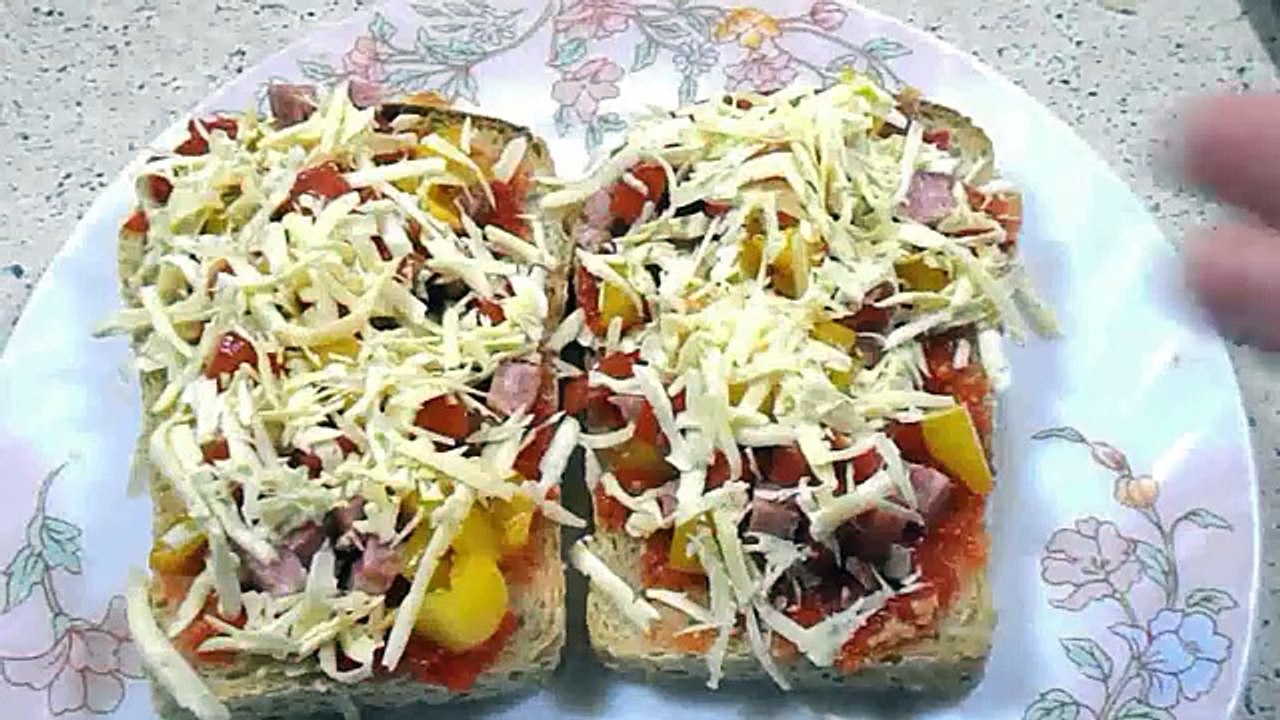 Быстрый и лёгкий рецепт пиццы. Домашняя пицца   How to cook a pizza
