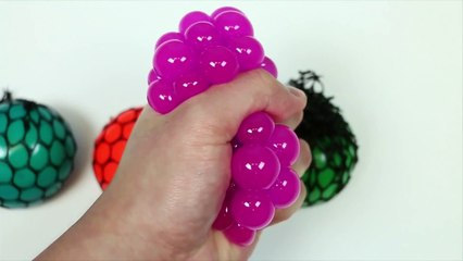 Cutting-Open-Squishy-Mesh-SLIME-BALLS-Funny--Weird-Color-Changing-Stress-Balls